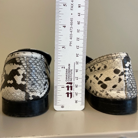 Zara Faux Snakeskin pattern black and white brogue Loafers women’s size 37 - Picture 3 of 9